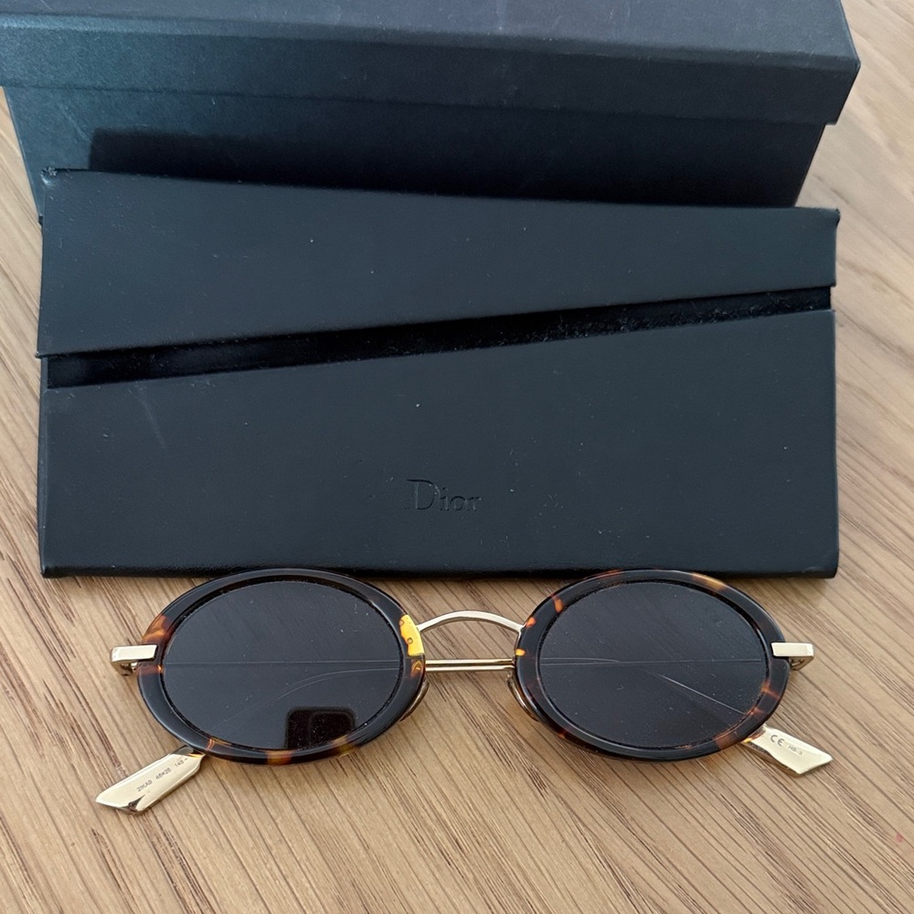 Dior brown and Gold Oval Glasses - Picture 2 of 7